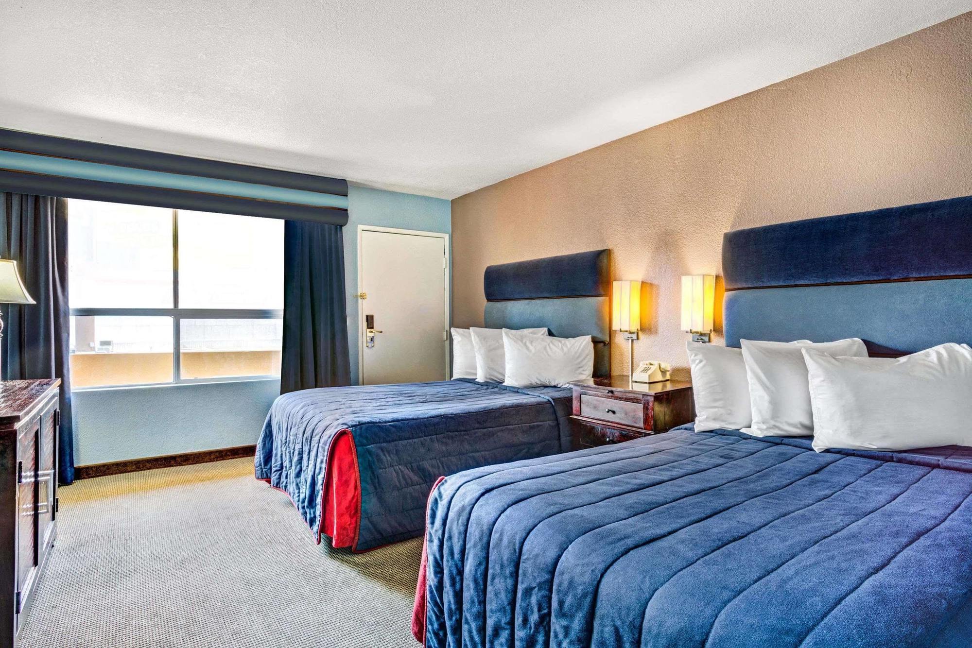 Travelodge By Wyndham Las Vegas Center Strip Ngoại thất bức ảnh